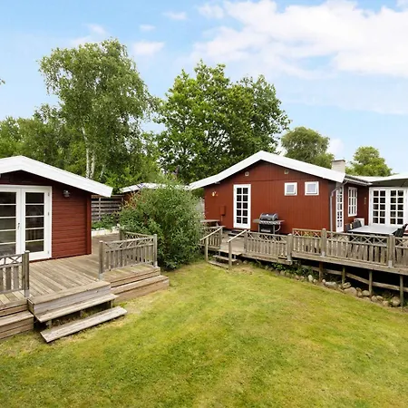 Charming 450 Meters From The Sea