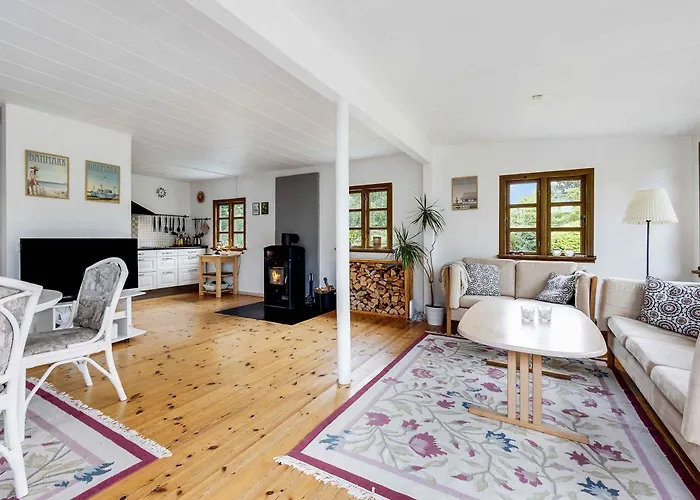 Charming 450 Meters From The Sea Nykøbing Sjælland